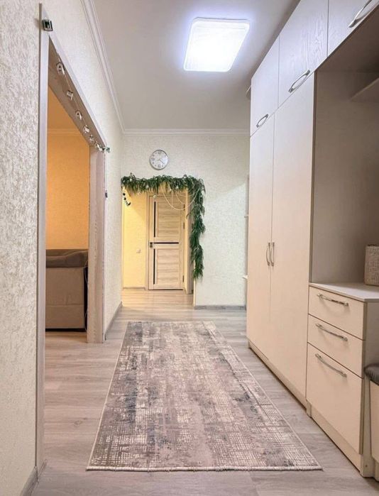 Чиланзар 5. Улучшенная планировка.  Продается 3 комнатная квартира