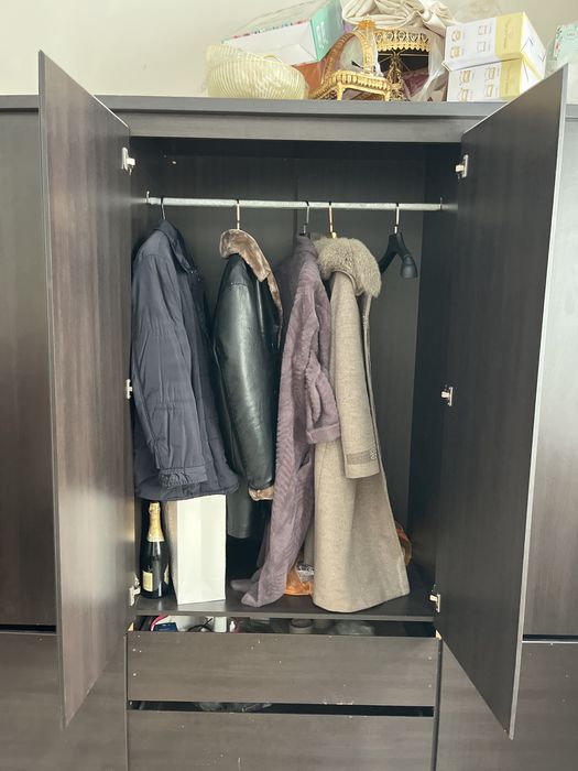 Продам шкаф срочно