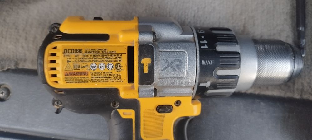 Продам комплектом ОРИГИНАЛ Dewalt