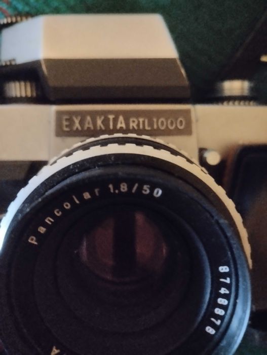 Фотоапарат в отлично състояние