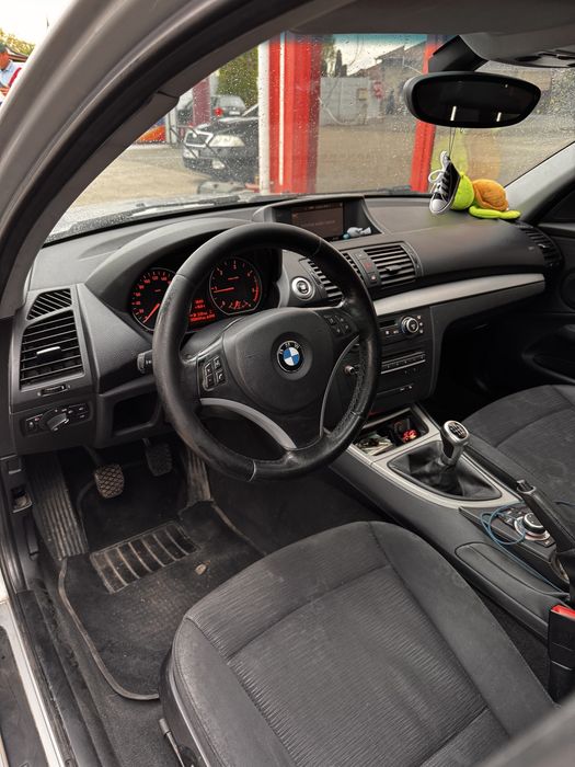 BMW Seria 1 E87 118D