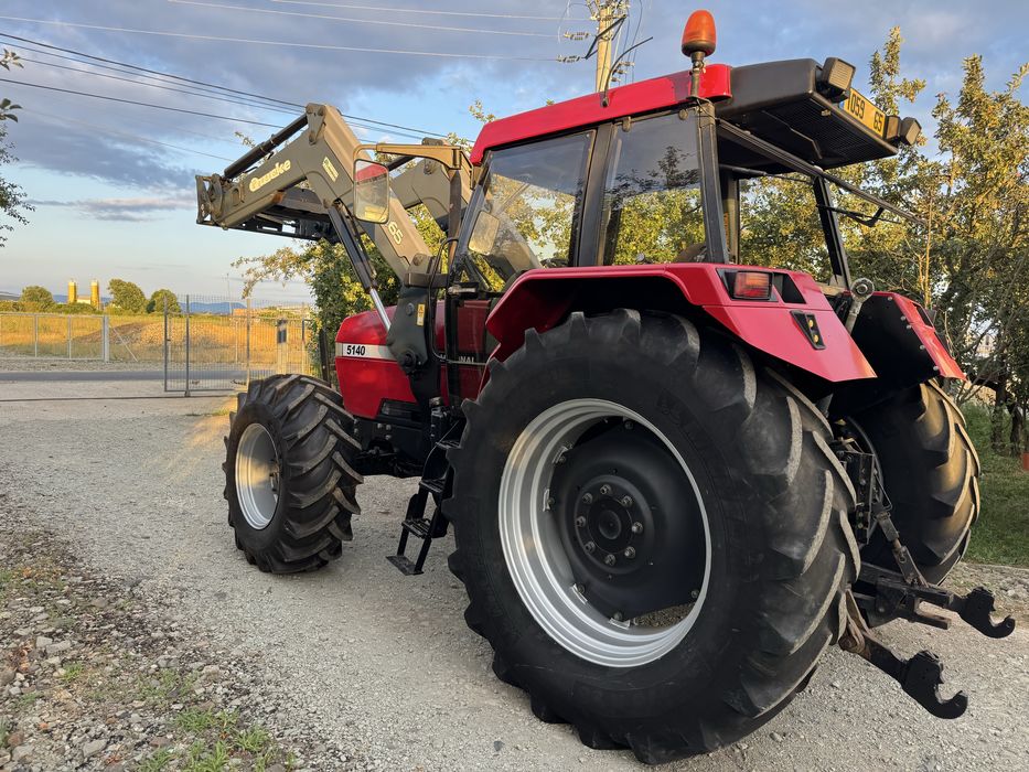 Tractor Case 5140 Cu Încărcător frontal