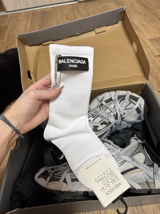 Продам кроссовки 3xl