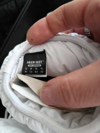 Дамски боти на бранда Moon Boot