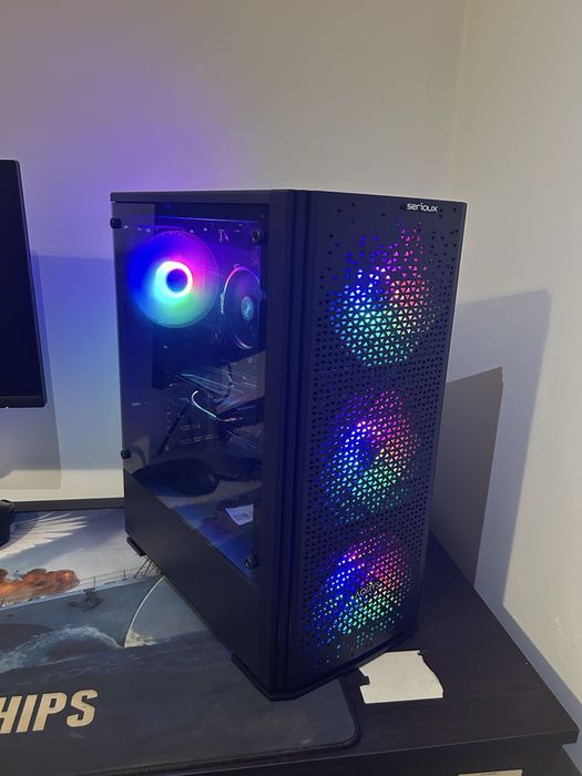 PC Gaming Ryzen 5 3500X | RX 6600 8GB | 32GB RAM | SSD NVMe 1TB | Windows 11 + Periferice