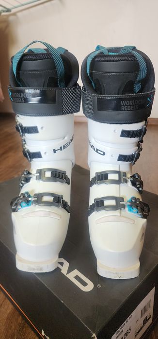 Горнолыжные ботинки