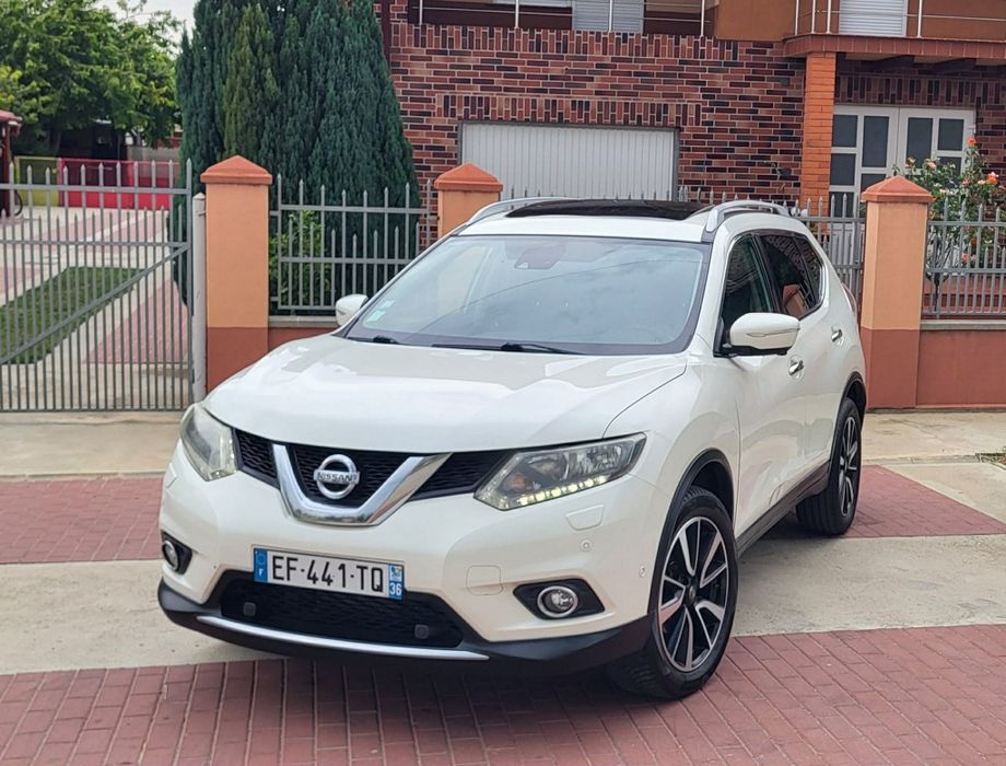 Nissan X-Trail Tekna 1,6Dci 130cp an 2016 euro 6 recent adus in tara