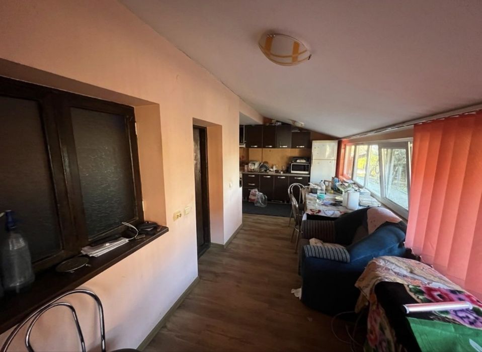 Casă Cârcea  Bătrânească Centrală # 5 Camere # 900 mp Teren # Toate Utilitățile # Accept Schimb cu Apartament Craiova #