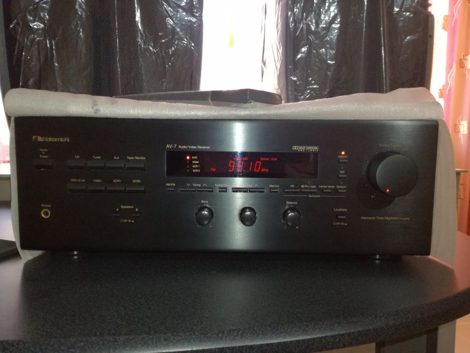 Nakamichi AV-7 receiver 5.1 amplificator