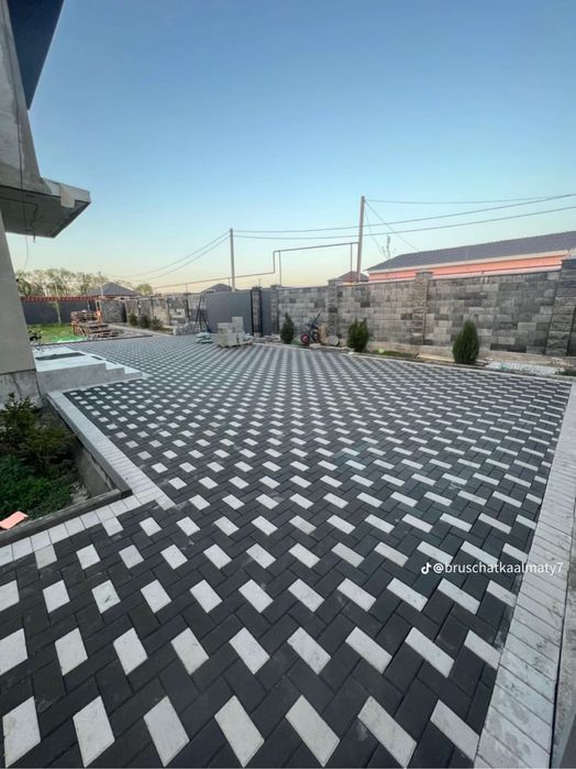 Качественная укладка брусчатки