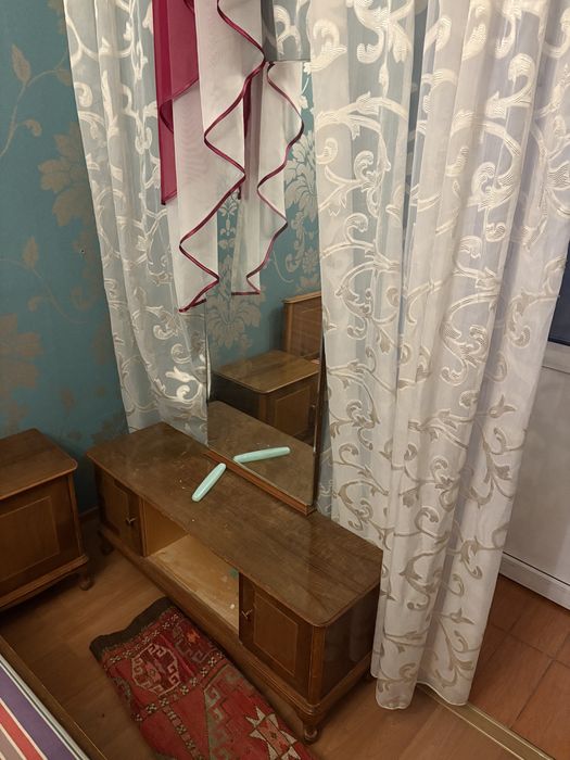 Отдам шкаф и стенку бесплатно