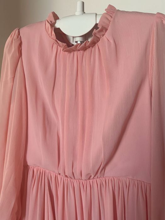 продам светло-розовое платье