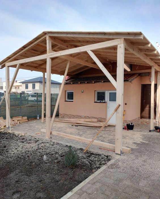 Vând foișoare terase la comanda