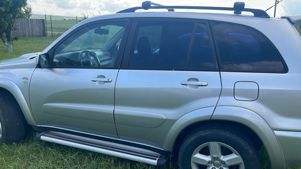 TOYOTA RAV4 2004 — imagine 2