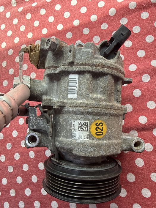 Compresor clima ac  audi a4 b8.5 8T0260805F 6SAS14C