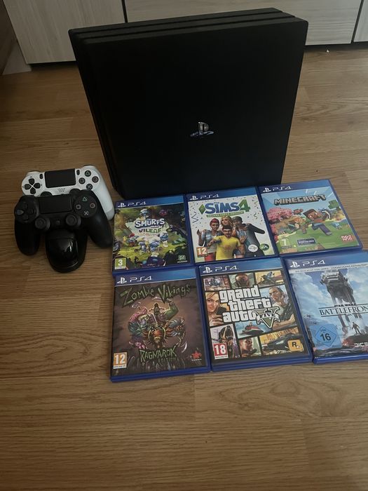 Продавам PlayStation 4