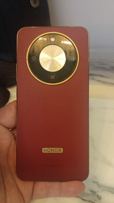 Honor x9D  130000тенге