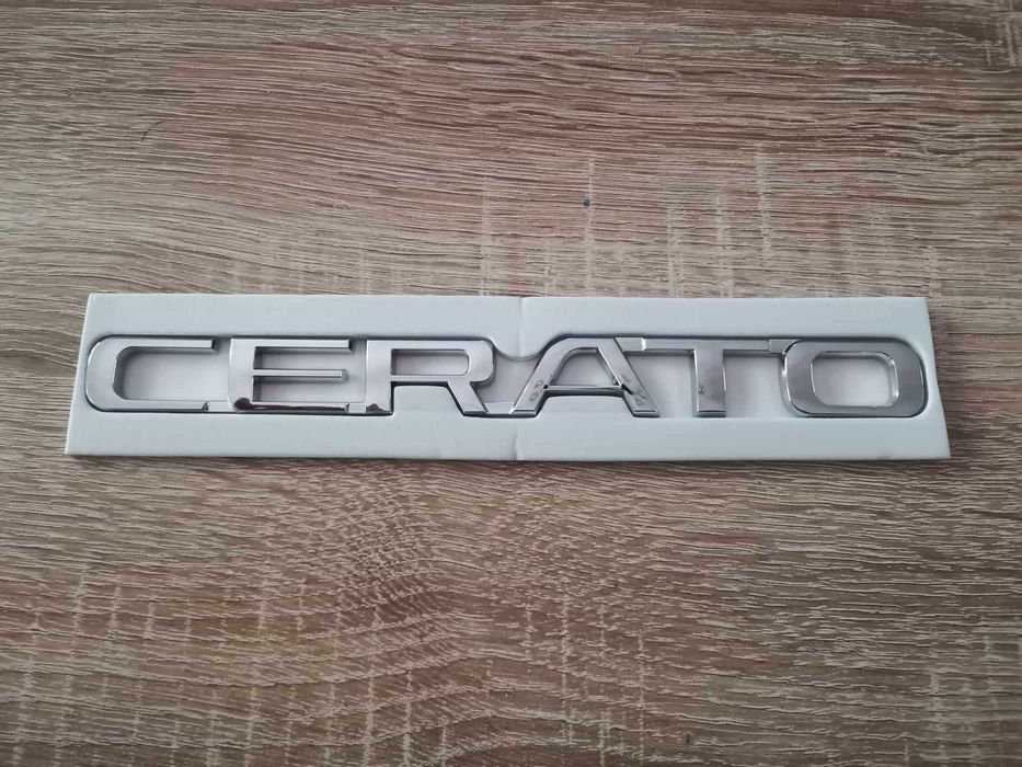 Емблема Надпис Kia Cerato
