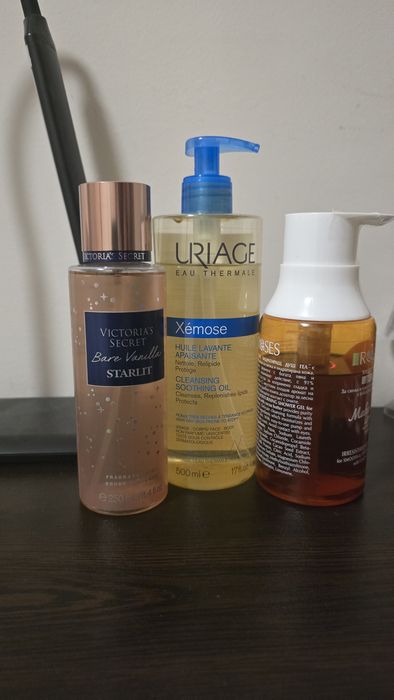 Лот козметика за тяло Victoria's Secret, Uriage