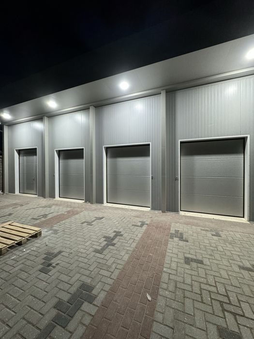 Установка и ремонт секционних ворот