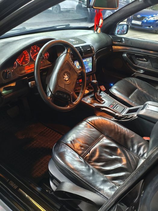 БМВ е39 3.0  turing