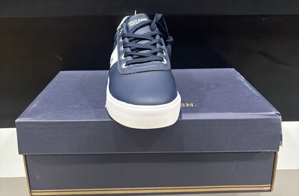 Adidasi U.S Polo assn noi in cutie