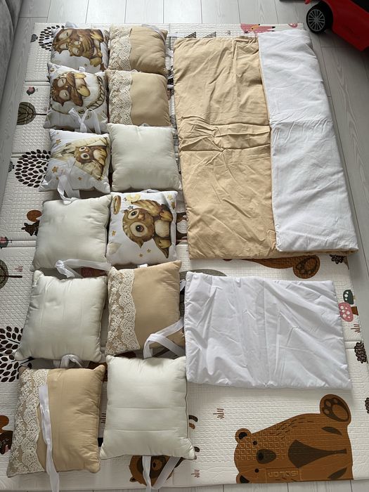 Продам комплект в кроватку