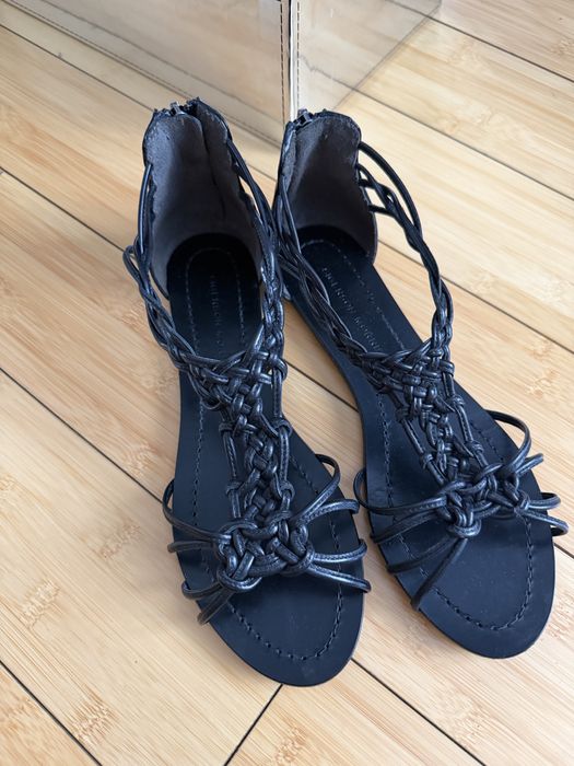 Босоножки летние