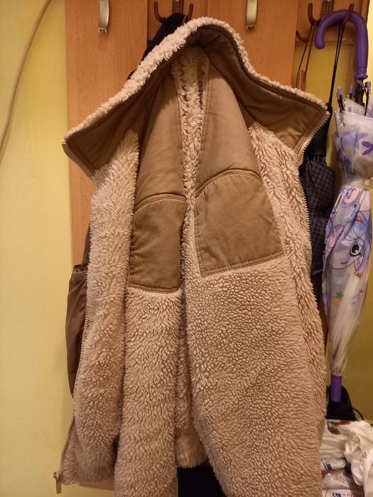 Jeaca pufuoasa bershka