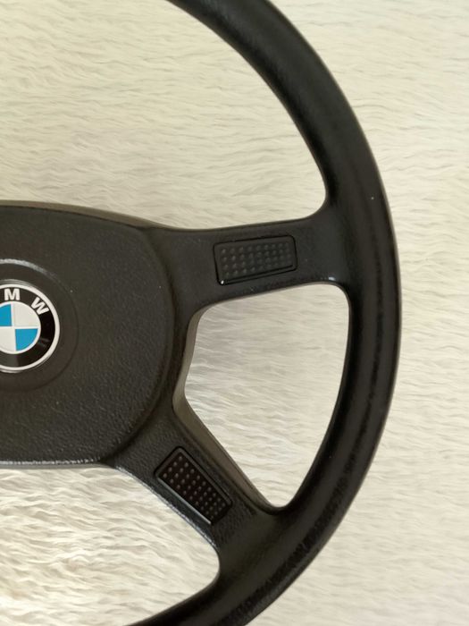 BMW E30 ретро волан