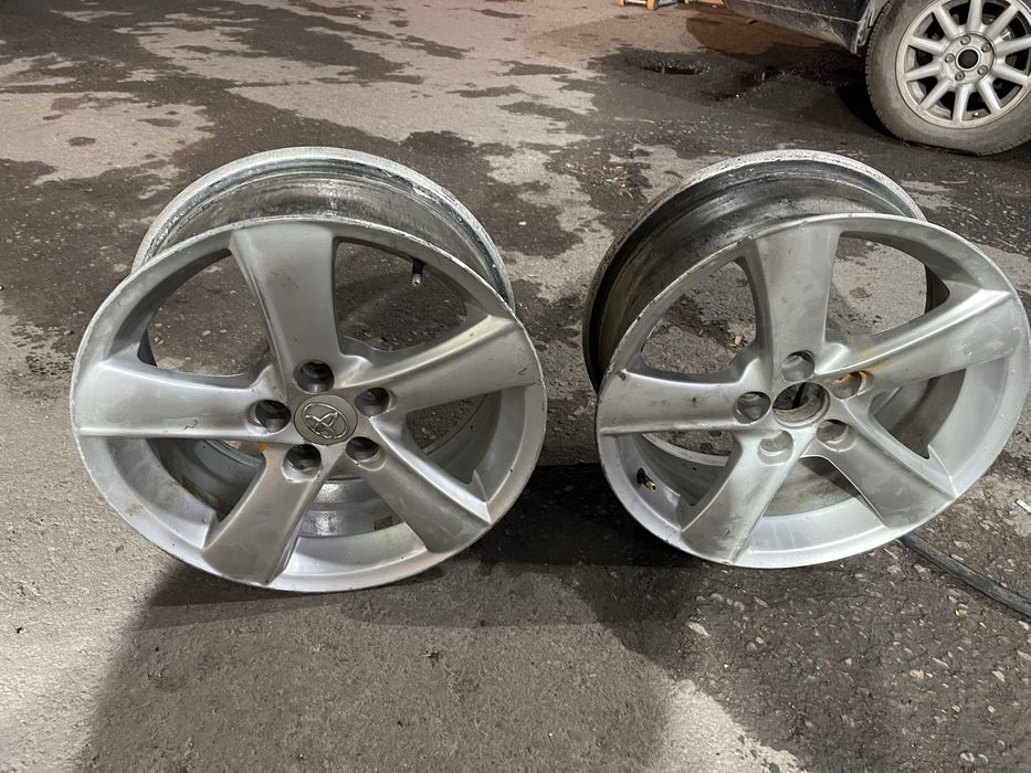 Продам легкосплавгые диски R16