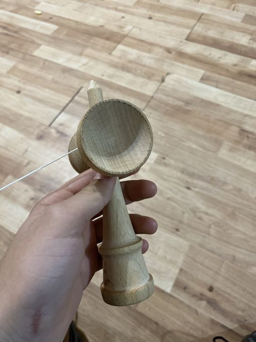 De vanvare o kendama mama jucat doar o zi cu e