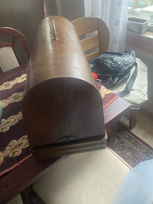 Продавам шевна машина