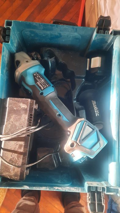 Văzut Flex Makhita DGA 511.