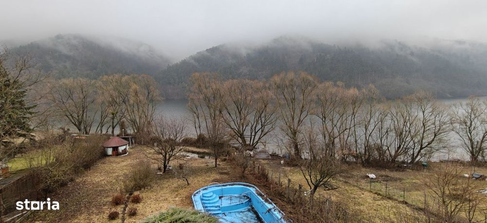 Vila impunatoare cu iesire directa la lac, Somesu Cald
