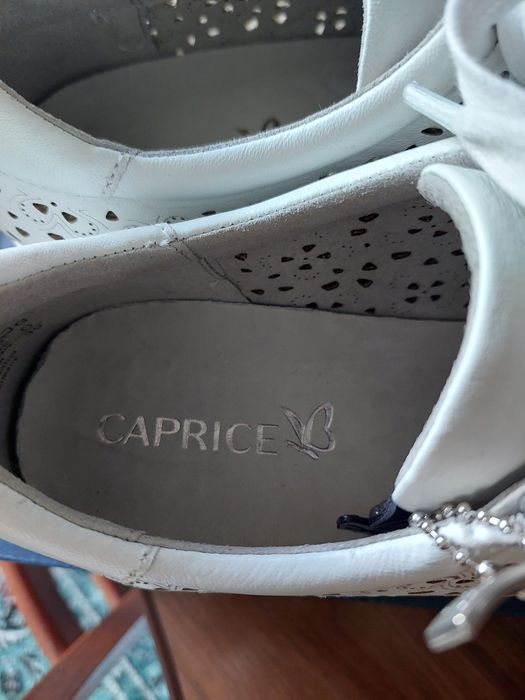 Кроссовки летние  Caprice