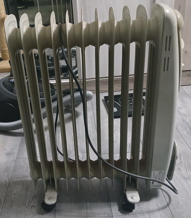 Продаётся обогреватели 2 шт , в хорошем состоянии.
