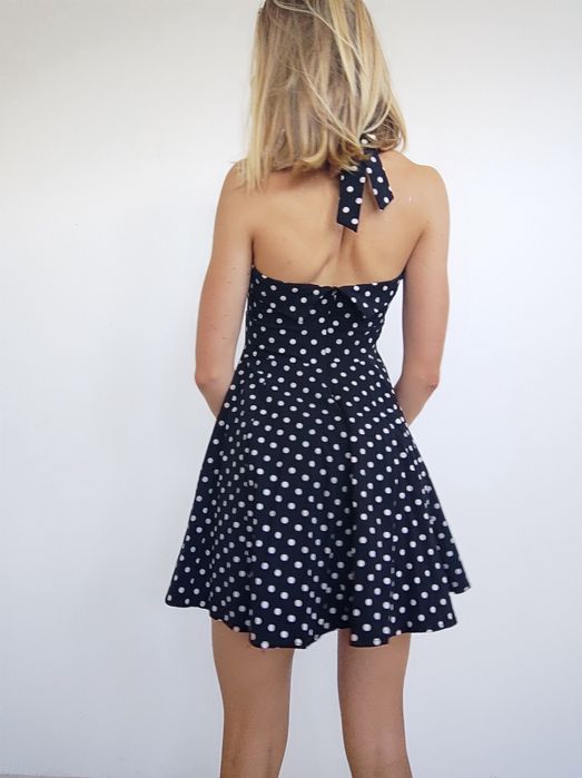 Дамска рокля черна