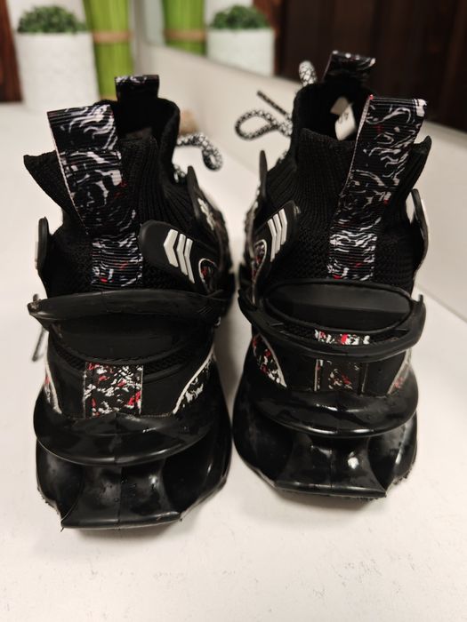 Маратонки унисекс модел