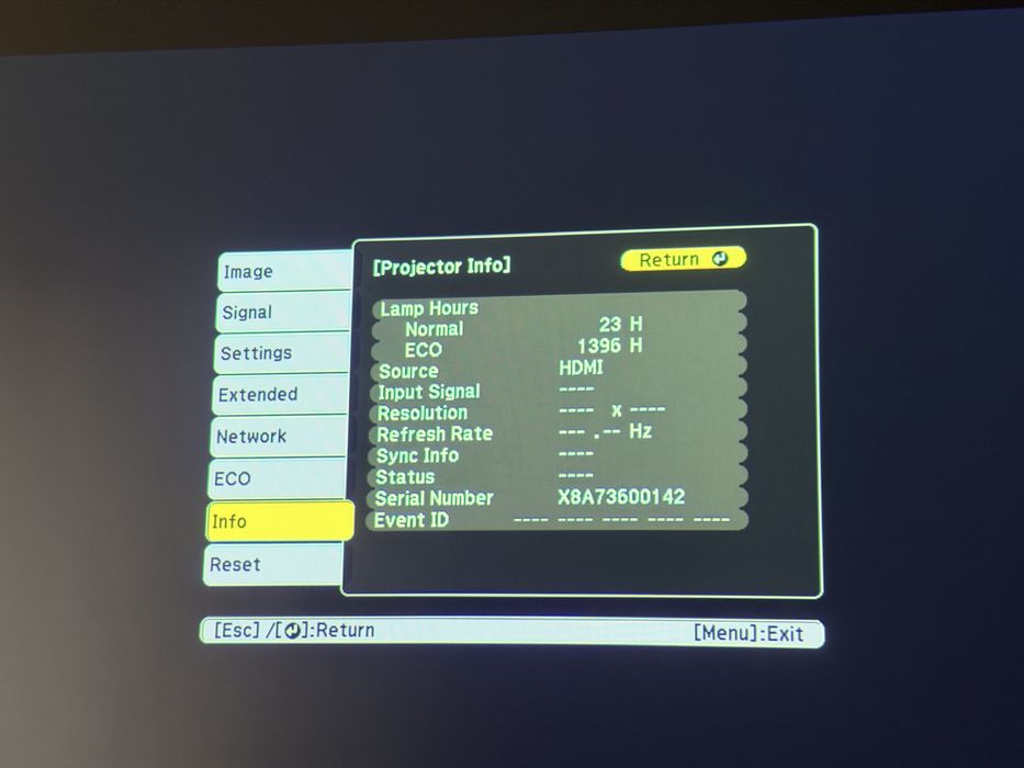 Epson EB-W51 4000 lumeni WXGA + telecomanda si geanta originala