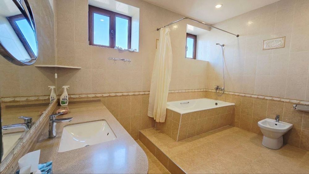 5-комнатная квартира 113 м², Чехова,Ойбек, Шевченко, Мирабадский район