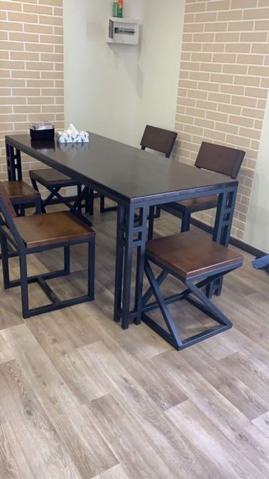 Loft dizayndagi mebellar