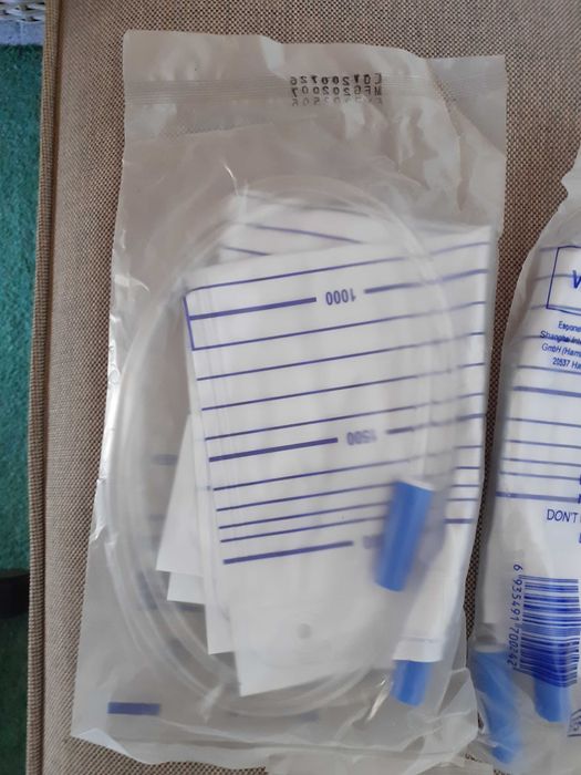 ОФЕРТА Абсорбиращи чаршафи - уринаторни торби + памперси за възрастни