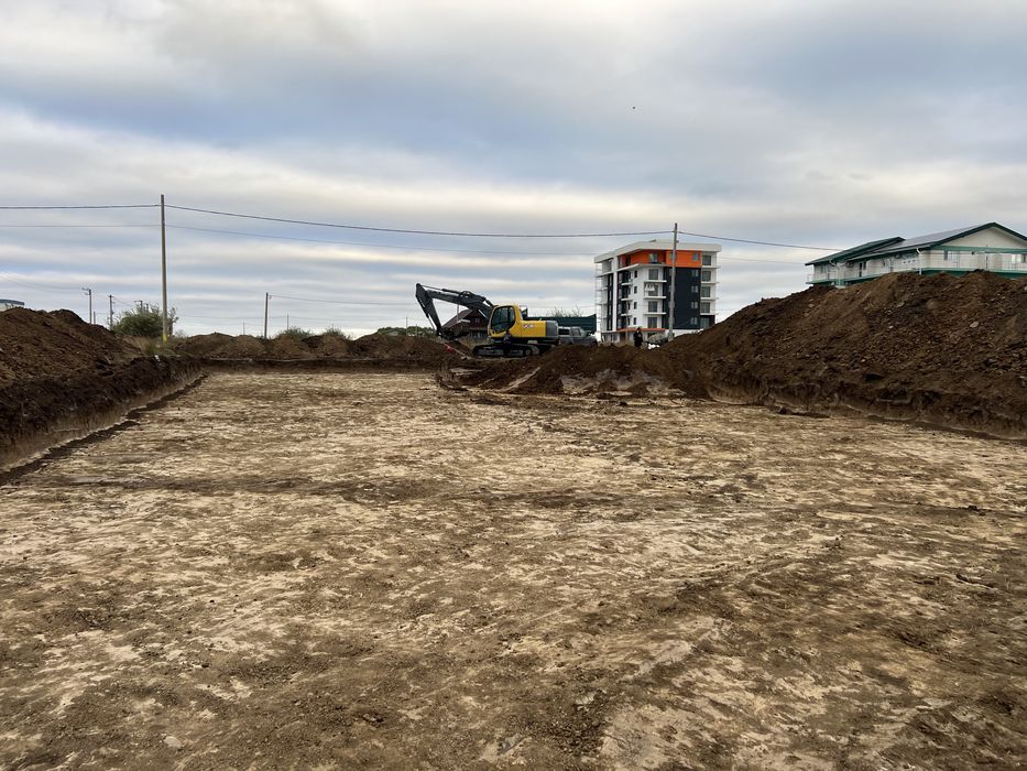 Excavari , demolari , perne piatra , terasamente