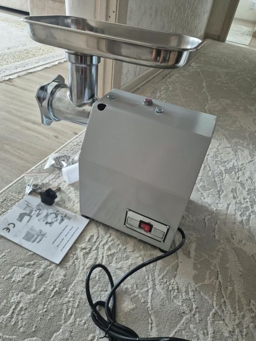 Продам новую мясорубку
