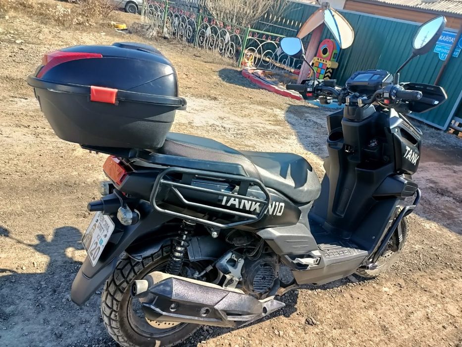 Продам скутер Танк