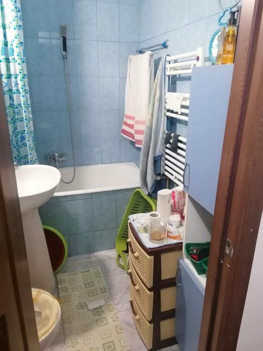 Vând apartament 2 camere