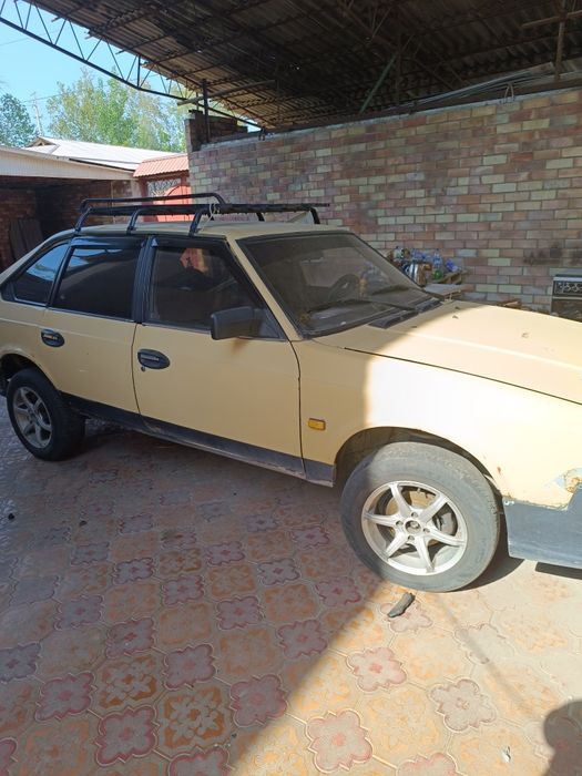 Продается автомобиль москвичь