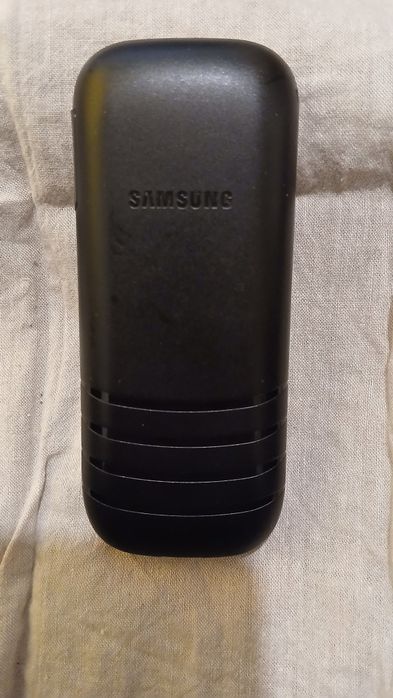 Vand Samsung GT-E 1200I