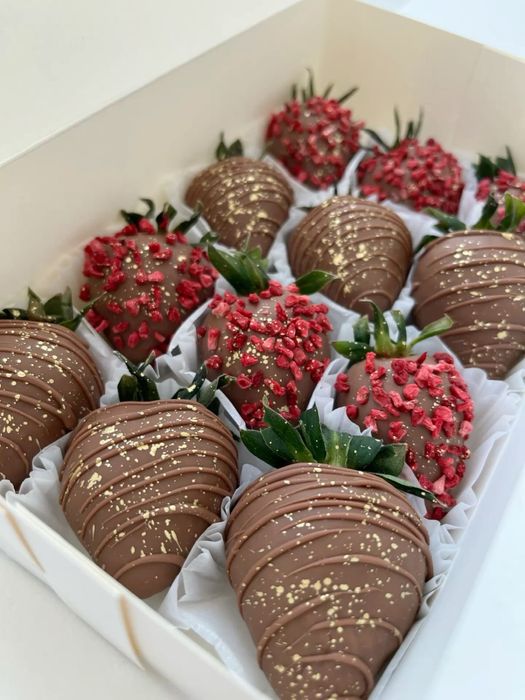 Клубника в шоколаде 450 тг